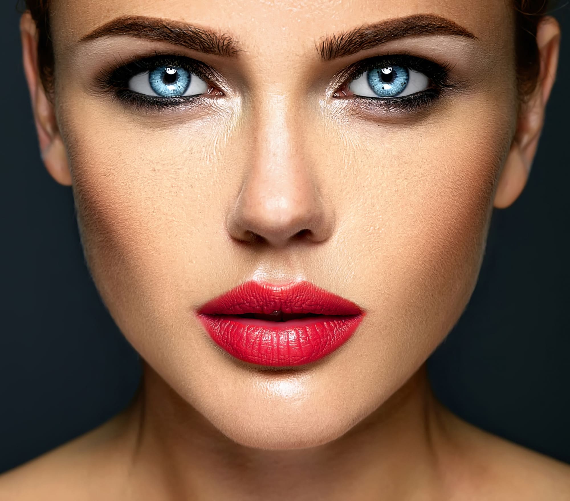 Labios, ojos, cejas